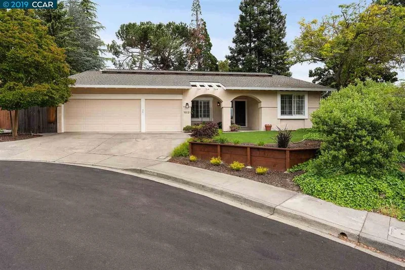 1021 Knightwood Ct, Walnut Creek, CA 94596