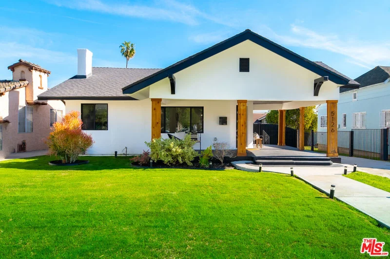 5126 Brynhurst Avenue, Los Angeles, CA 90043