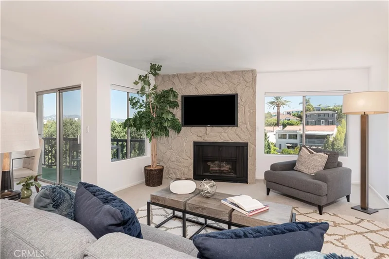 1122 Peck Drive Ph 5, Los Angeles, CA 90035