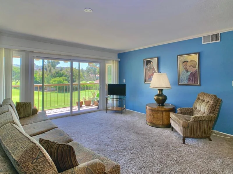 12565 Oaks North Drive 211, San Diego, CA 92128