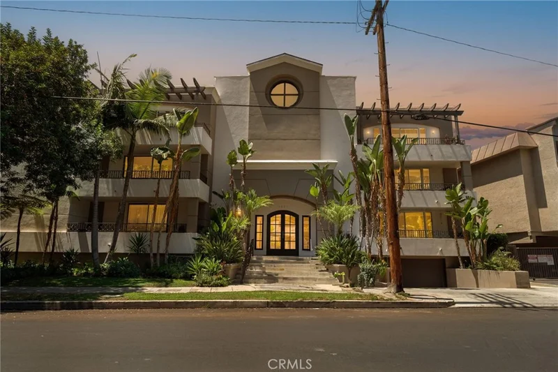4637 Willis Avenue 201, Sherman Oaks, CA 91403