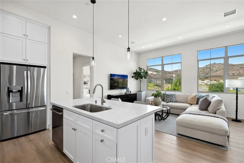 103 Sugarwood, Irvine, CA 92618