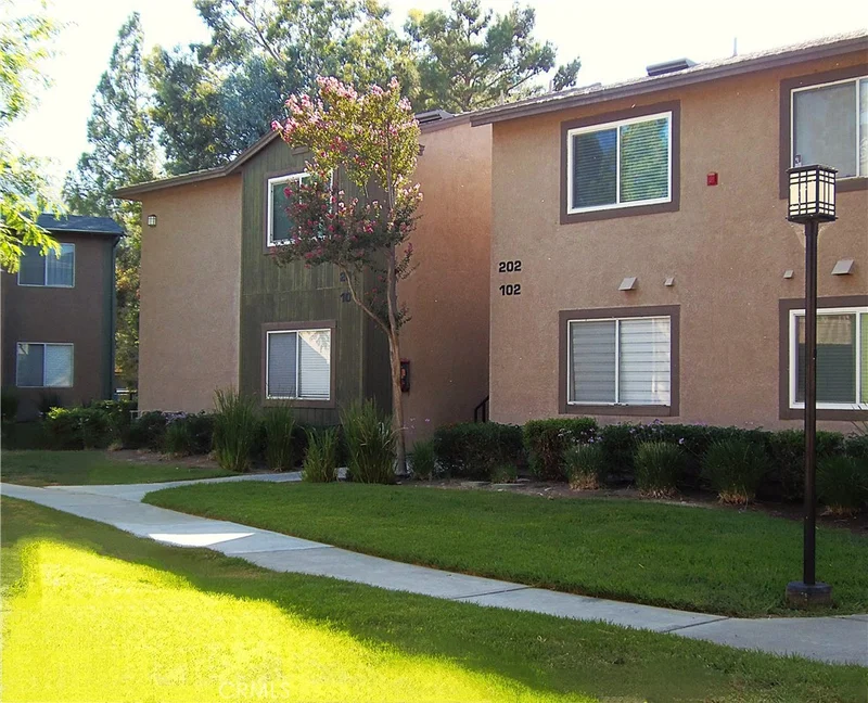 2604 Avenida Del 202, Corona, CA 92882