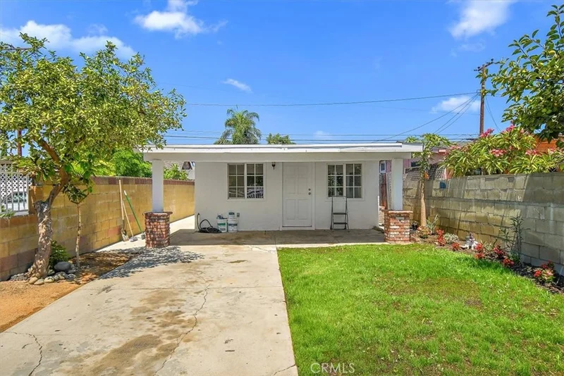 11907 168th Street, Artesia, CA 90701