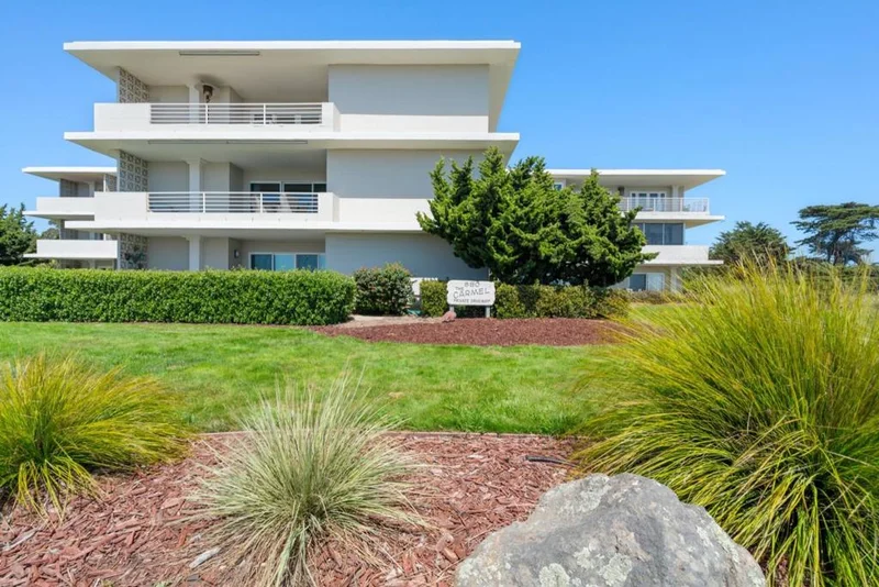 880 W Cliff Drive 7, Santa Cruz, CA 95060