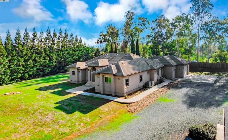 12246 Clay Station Rd