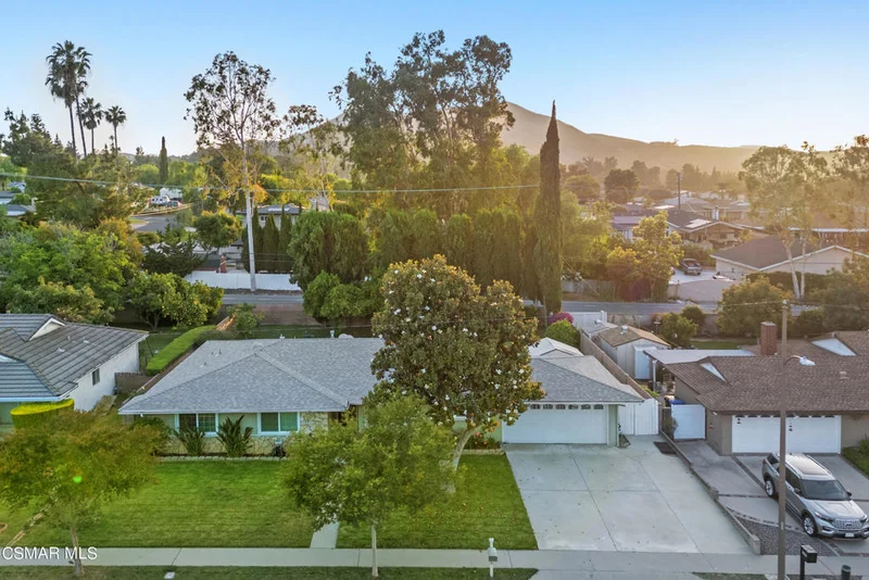 1189 Lundy Drive, Simi Valley, CA 93065