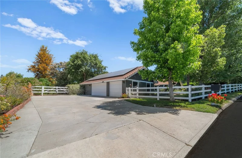 29850 Del Rey Road, Temecula, CA 92591
