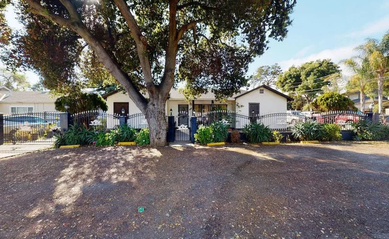 2289 Lincoln Street, East Palo Alto, CA 94303