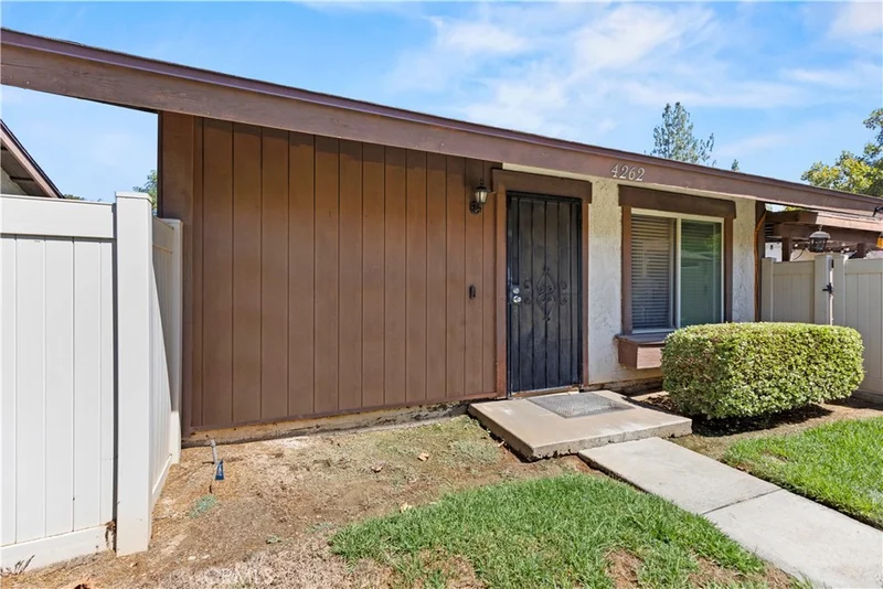 4262 Donald Avenue, Riverside, CA 92503