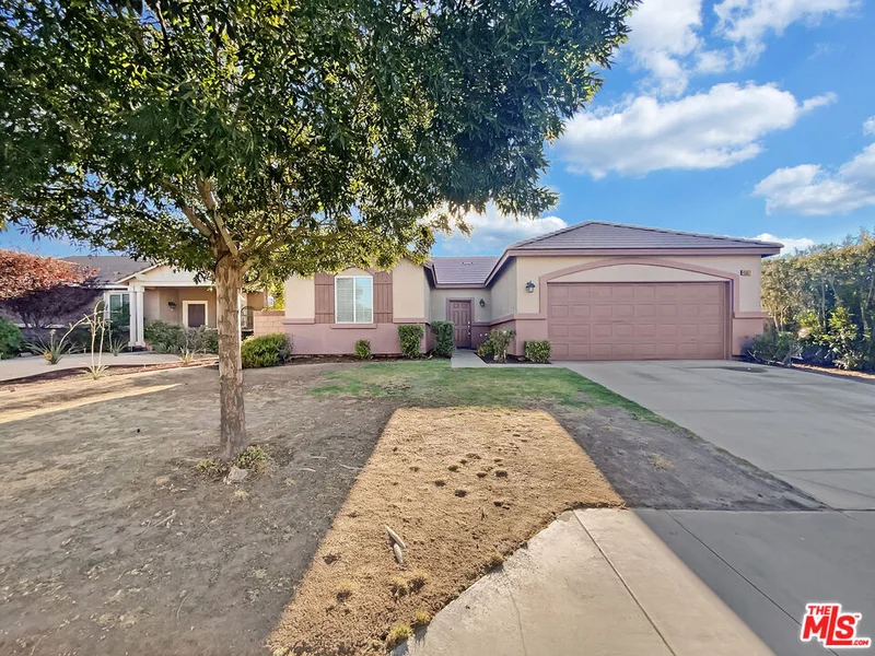 45551 2nd Street E, Lancaster, CA 93535