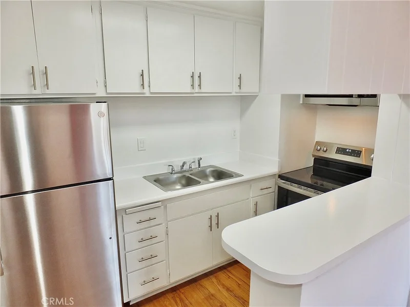 5585 Pacific Coast Highway 333, Long Beach, CA 90804