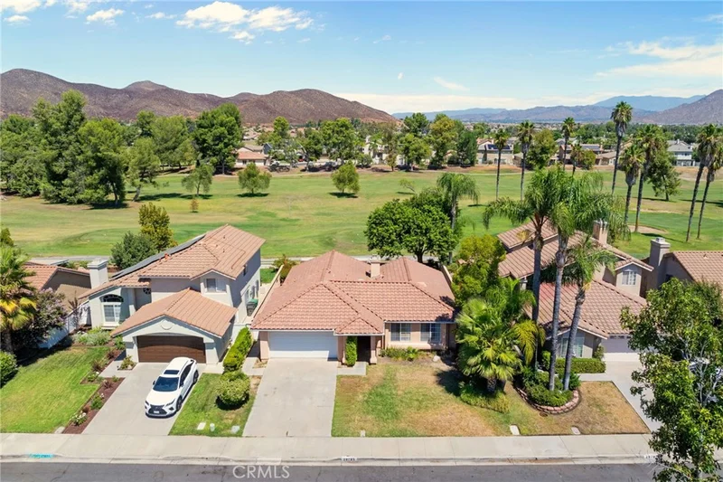 29795 Camino Cristal, Menifee, CA 92584