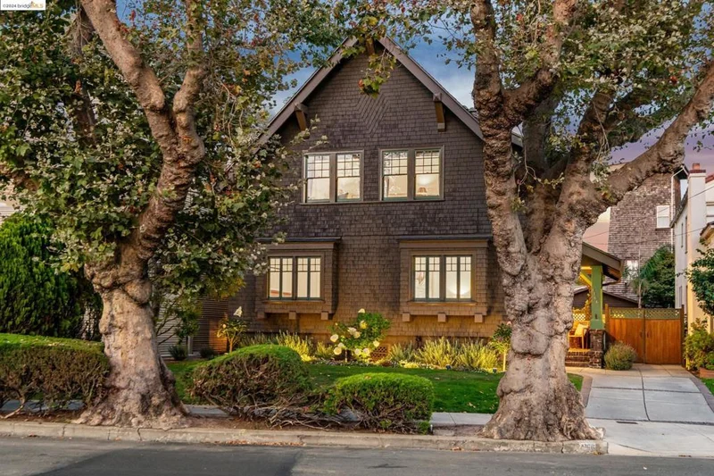 1166 Sherman St, Alameda, CA 94501