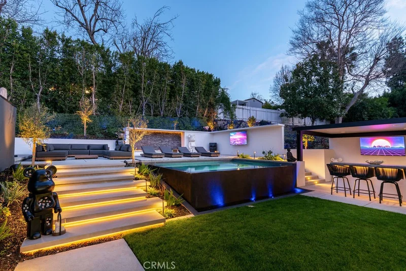 4138 Sepulveda Boulevard, Sherman Oaks, CA 91403
