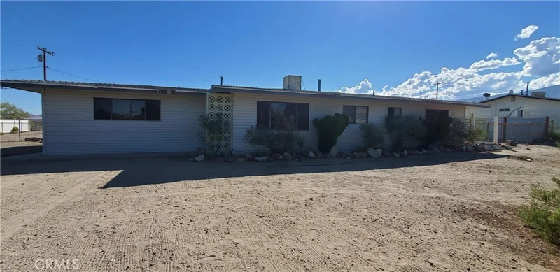 10063 El Sereno Avenue, Lucerne Valley, CA 92356