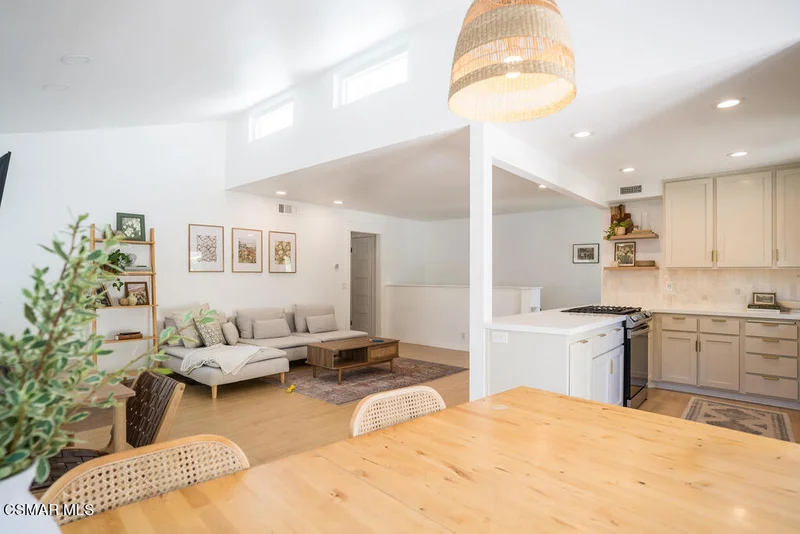 1251 San Simeon Court 1, Ventura, CA 93003