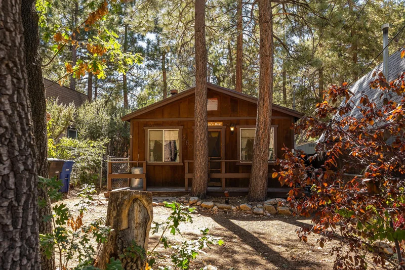 260 Highland Lane, Sugarloaf, CA 92386