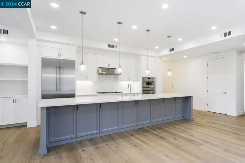 105 Woodbury Highlands Place 17, Lafayette, CA 94549