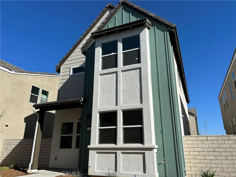 27385 Snow Creek Place, Valencia, CA 91381