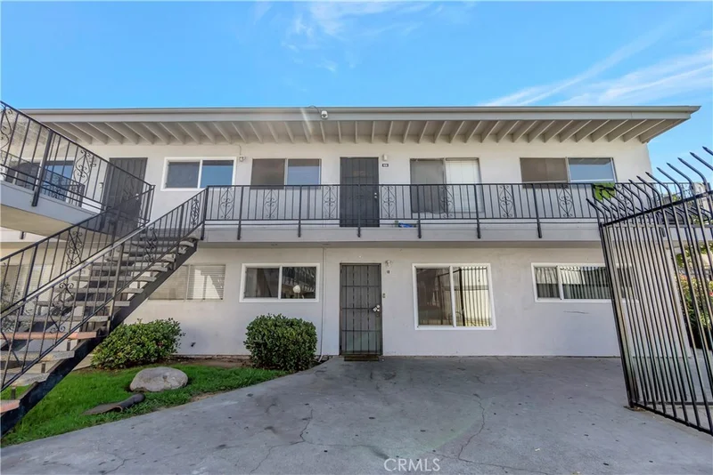 5530 Ackerfield Avenue 101, Long Beach, CA 90805