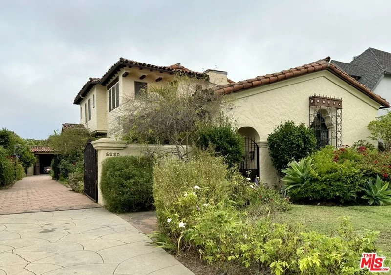 6220 Warner Drive, Los Angeles, CA 90048