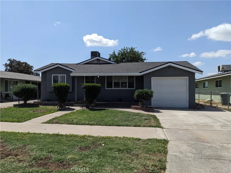 452 W 5th Street, Merced, CA 95341
