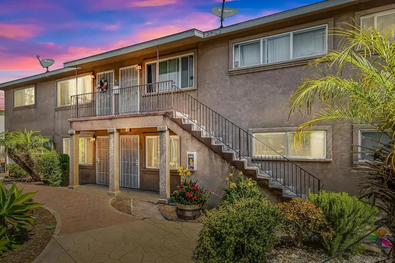 4654 33rd St 24, San Diego, CA 92116