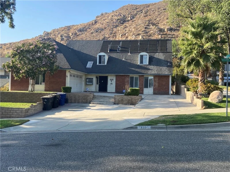 855 Huston Drive, Riverside, CA 92507