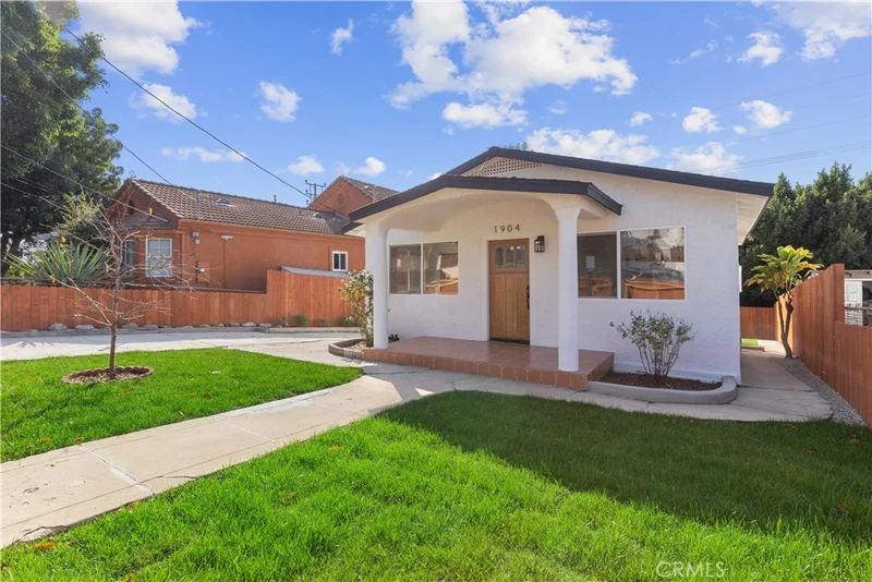 1904 W Avenue 30, Los Angeles, CA 90065