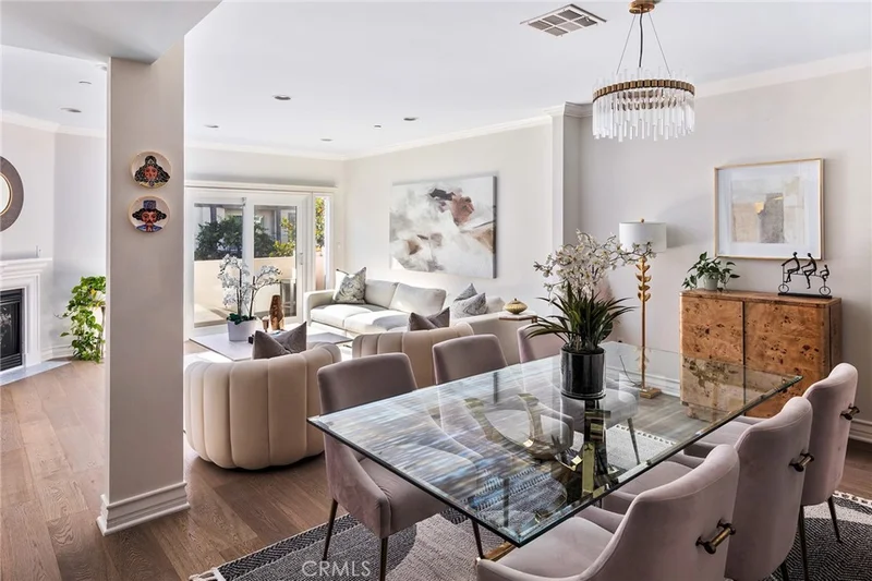 118 S Clark Drive 202, West Hollywood, CA 90048