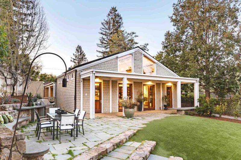 848 Nash, Los Altos, CA 94024