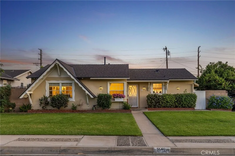 1142 Essex Street, Glendora, CA 91740
