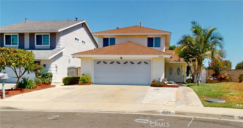 2284 Fairgrounds Street, Commerce, CA 90040