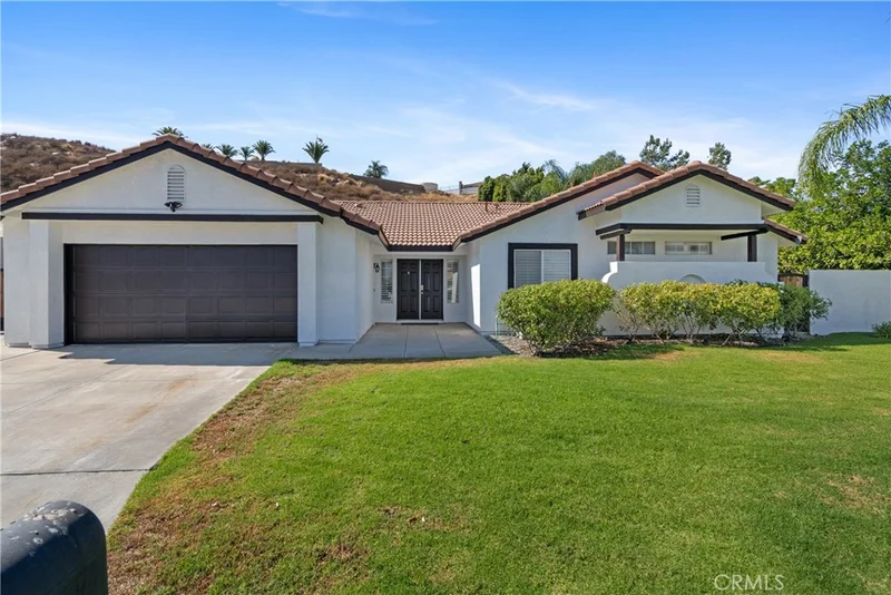 5595 Via Escalante, Jurupa Valley, CA 92509