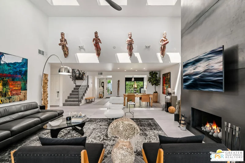 2560 W La Condesa Drive, Palm Springs, CA 92264