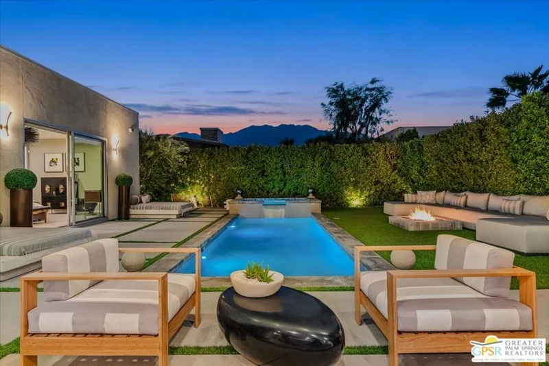 623 Bliss Way, Palm Springs, CA 92262