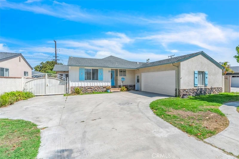 625 W Gage Avenue, Fullerton, CA 92832