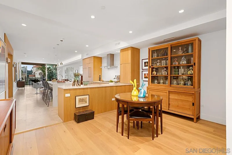 2750 4th Ave. 301, San Diego, CA 92103