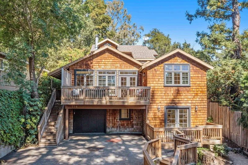 114 Russell Avenue, Portola Valley, CA 94028