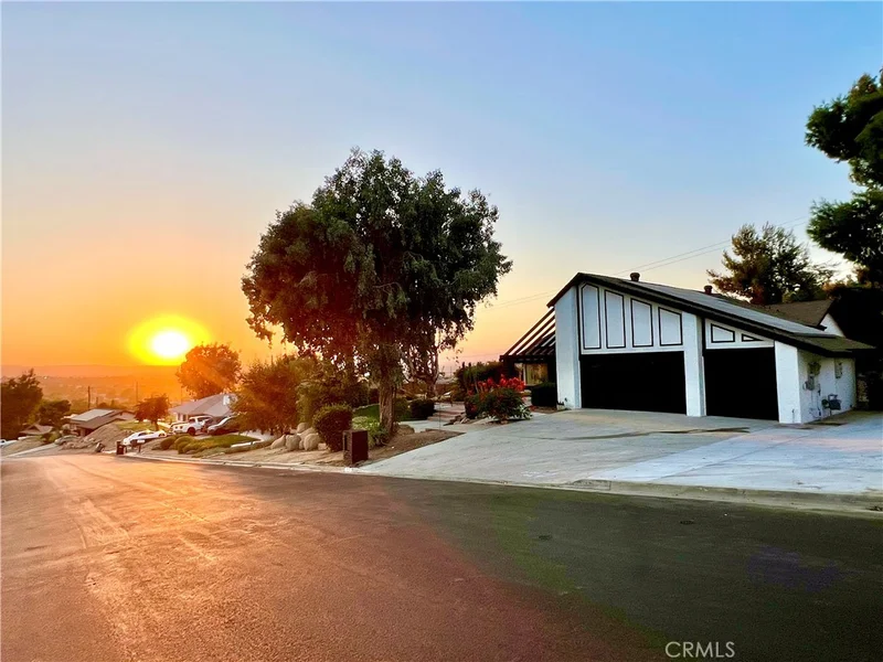 227 Mount Shasta, Norco, CA 92860