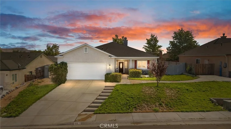 902 Mulberry Street, Tehachapi, CA 93561