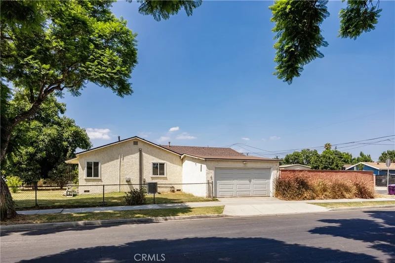 297 E Heath Lane, Long Beach, CA 90805