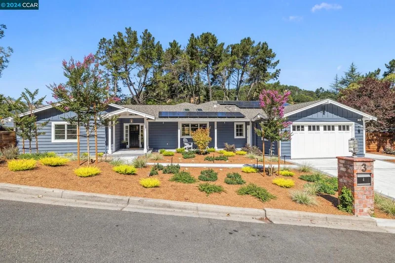 3 Muth Drive, Orinda, CA 94563-2805