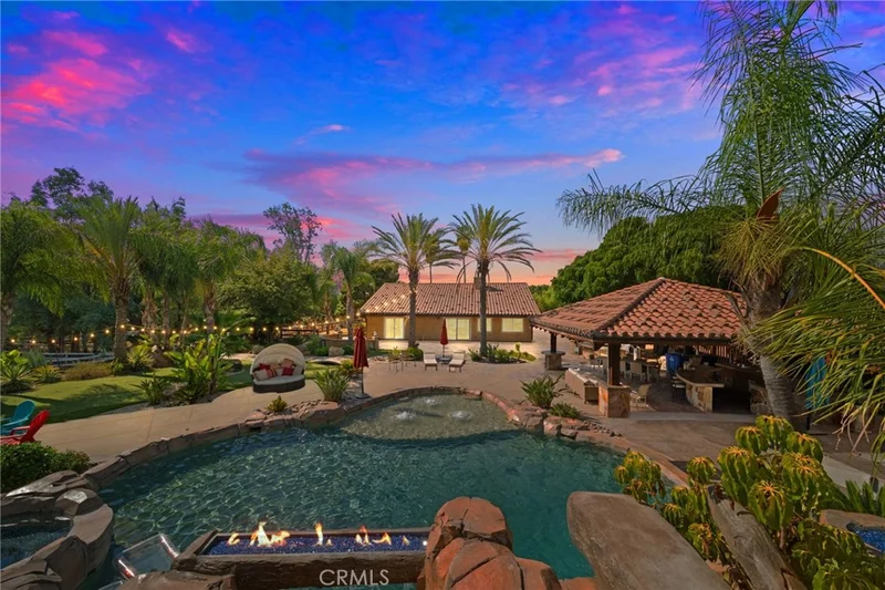 25285 Adams Avenue, Murrieta, CA 92562