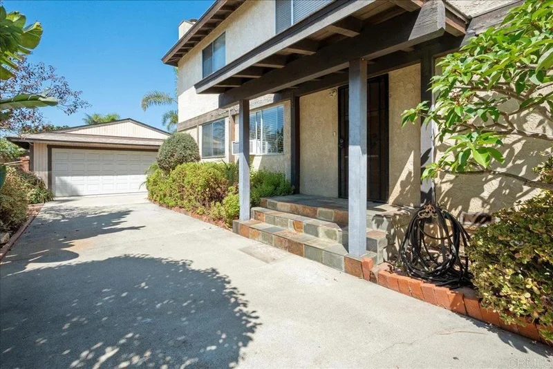 2537 Davis Street, Carlsbad, CA 92008
