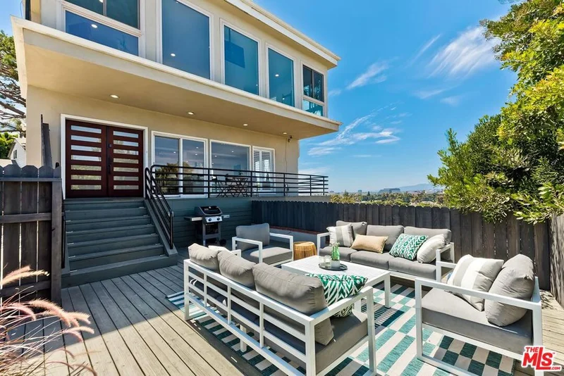 6207 Hetzler Road, Culver City, CA 90232