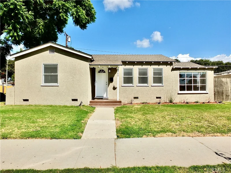 6280 Myrtle Avenue, Long Beach, CA 90805