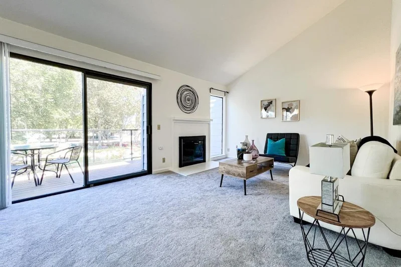 905 W Middlefield Road 976, Mountain View, CA 94043