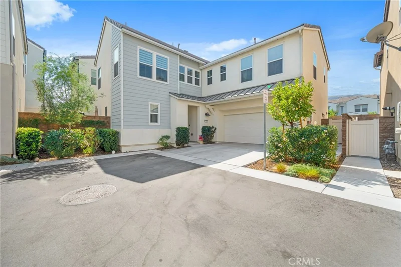 4245 Powell Way 106, Corona, CA 92883